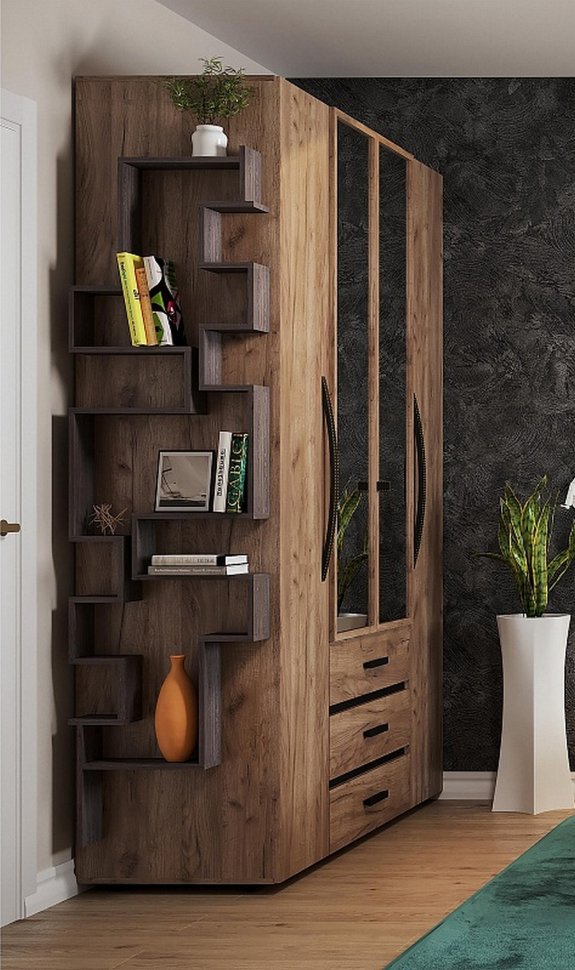 Распашной шкаф Натура